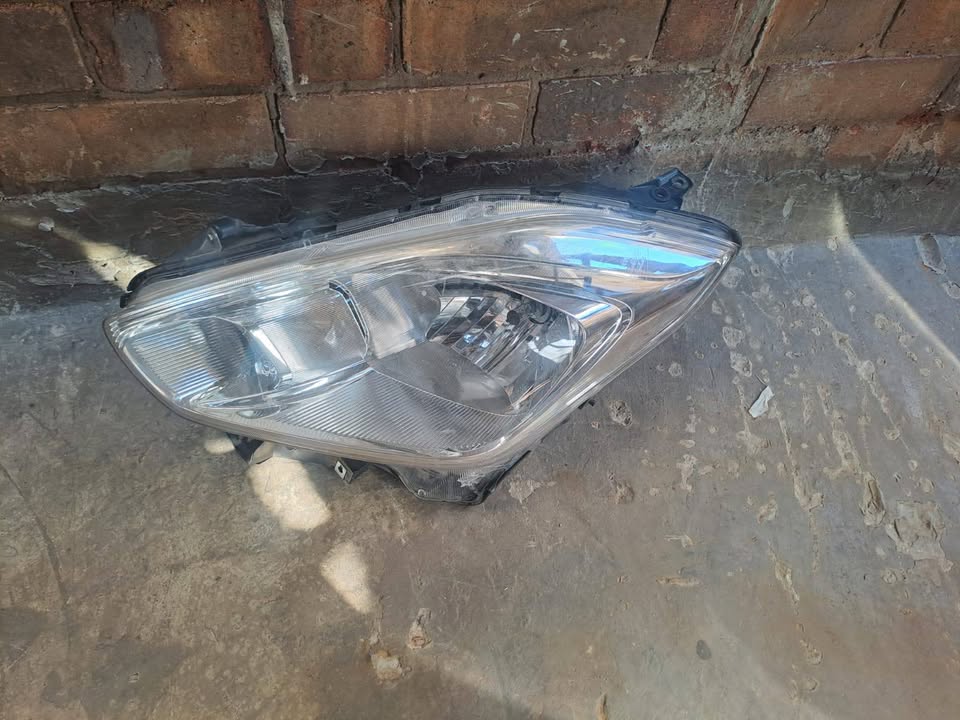 Suzuki Swift or Suzuki Dzire Left Hand Side Headlight Compatible for Toyota Starlet - Private Seller Suzuki Swift or Suzuki Dzire Left Hand Side Headlight Compatible for Toyota Starlet - Private Seller