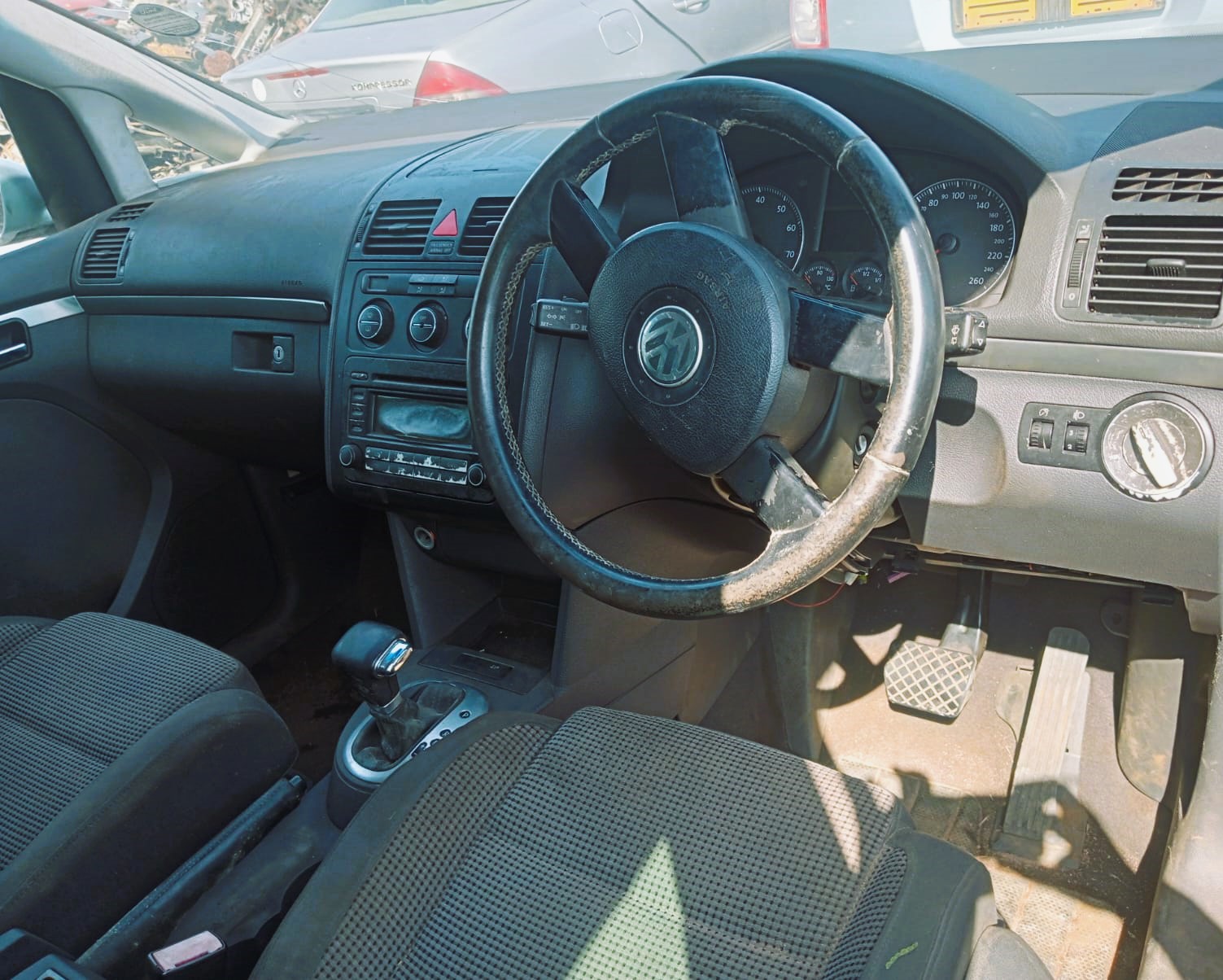 2005 VW Touran 2.0 LFSI - Stripping for Spares