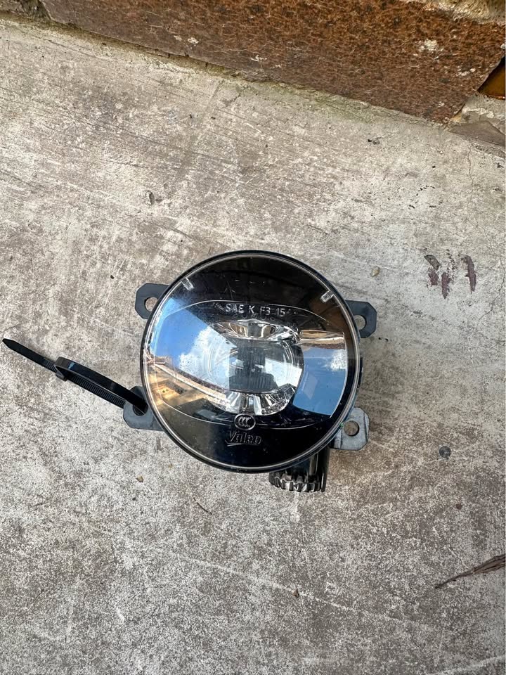 Ford Ranger Wildtrak 2019-2024 LED Fog light - Private Seller Ford Ranger Wildtrak 2019-2024 LED Fog light - Private Seller