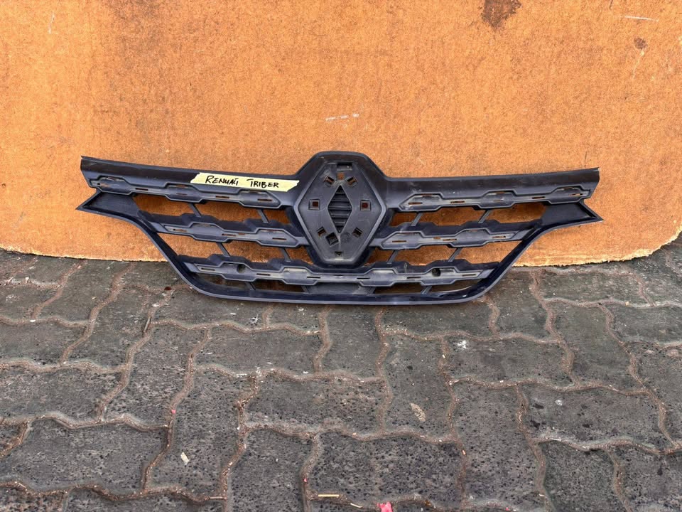 Renault Triber Grill - Private Seller Renault Triber Grill - Private Seller