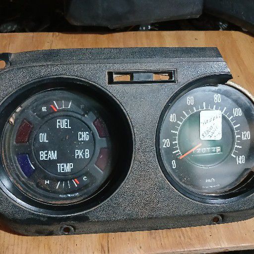 Dyna, speedo cluster - Private Seller Dyna, speedo cluster - Private Seller