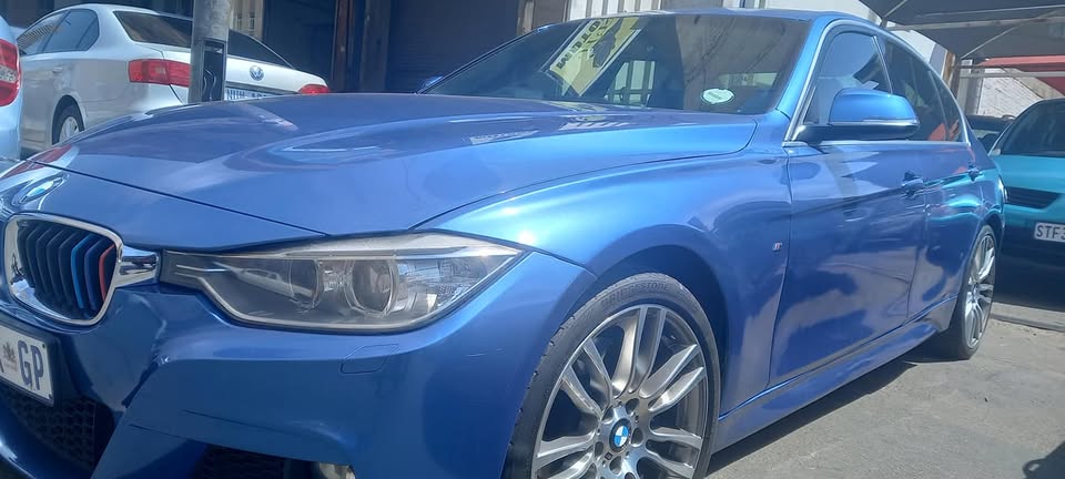2014 BMW 320i M-SPORT AUTOMATIC TRANSMISSION, BLUE COLOUR