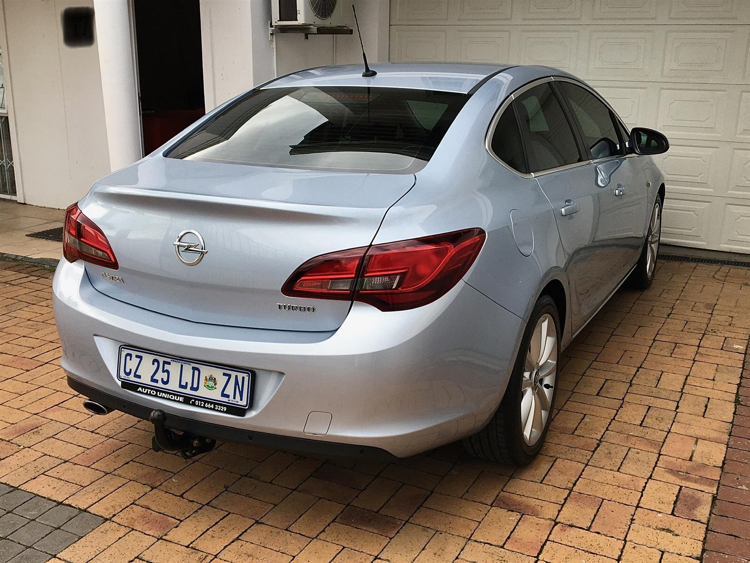 Used 2015 Opel Astra sedan 1.6 Turbo Cosmo - Private Seller Used 2015 Opel Astra sedan 1.6 Turbo Cosmo - Private Seller