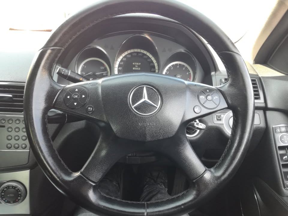 Used Mercedes-Benz C-Class C180 - Private Seller Used Mercedes-Benz C-Class C180 - Private Seller