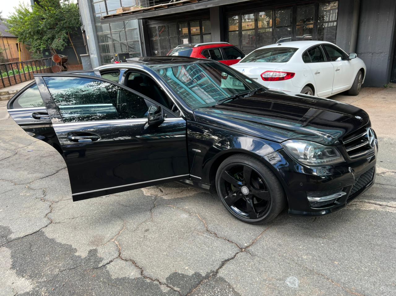 Used 2012 Mercedes-Benz C-Class C250 AMG Line - Private Seller Used 2012 Mercedes-Benz C-Class C250 AMG Line - Private Seller