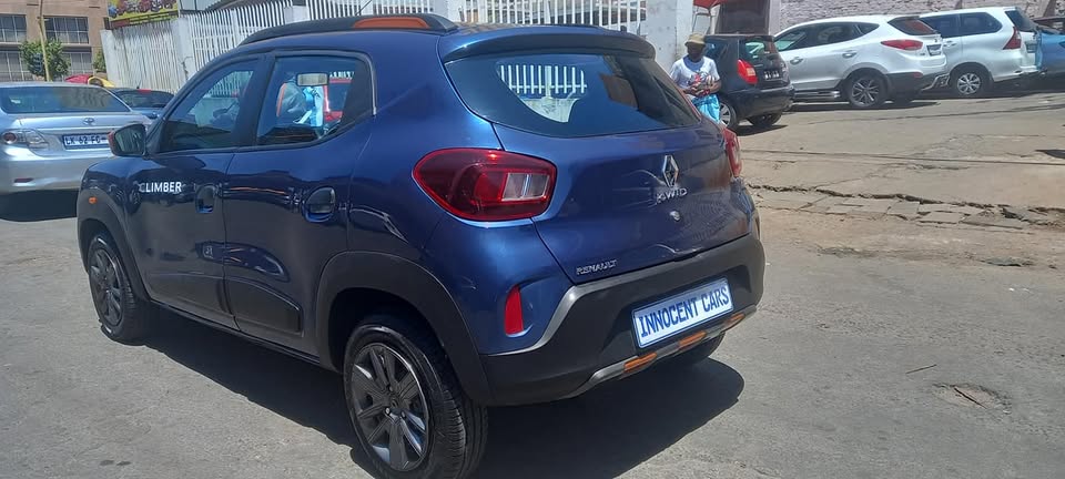 USED 2022 RENAULT KWID 1.0 CLIMBER, PETROL, BLUE COLOR, MILEAGE 28000KM