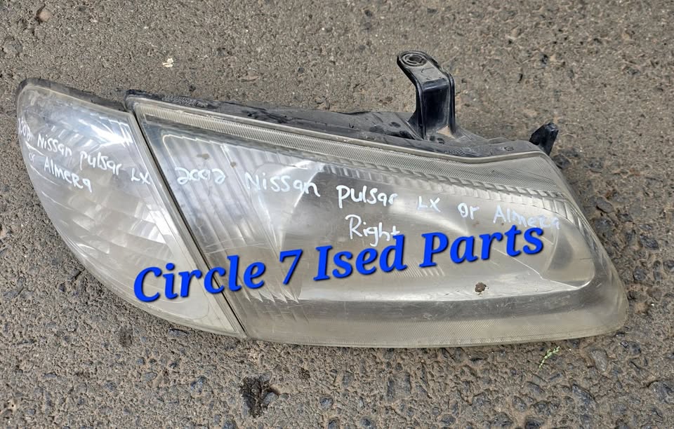 Nissan Almera/Pulsar Right Headlight For Sale - Private Seller Nissan Almera/Pulsar Right Headlight For Sale - Private Seller