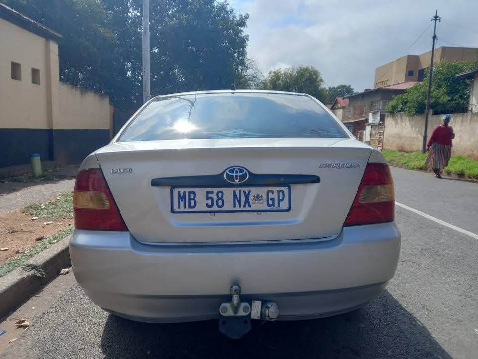 2004 Toyota corolla 1.4i Petrol, Silver, Manual, Leather seat, Spere key, 85000kms
