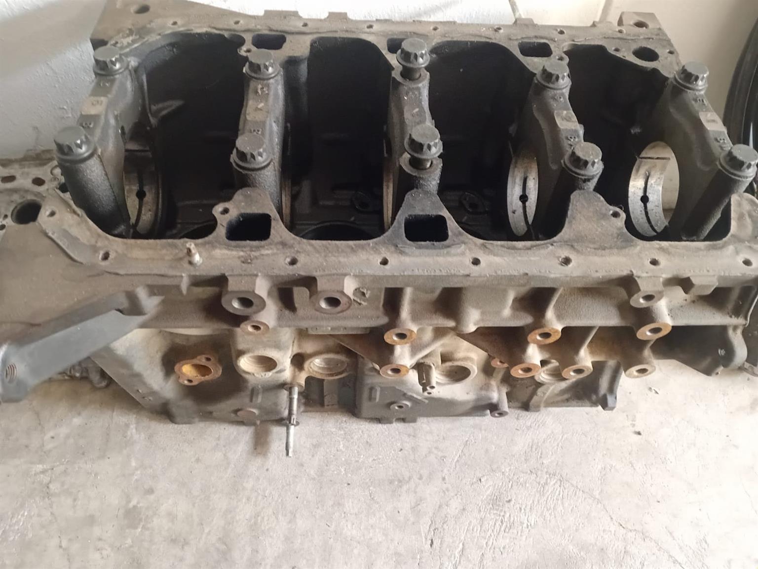 2020 Engine for 2.4GD-6 complete - Private Seller