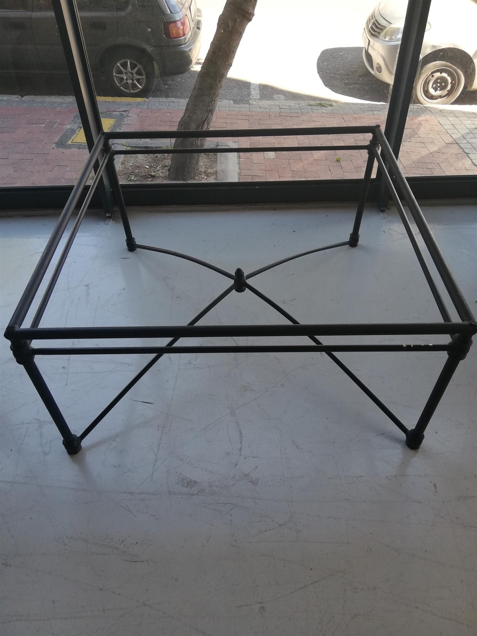 Metal frame coffee table (NO GLASS TOP)