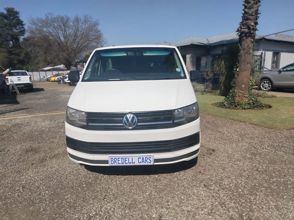 2017 Volkswagen Kombi T6 2.0 TDi Trendline 8-seater