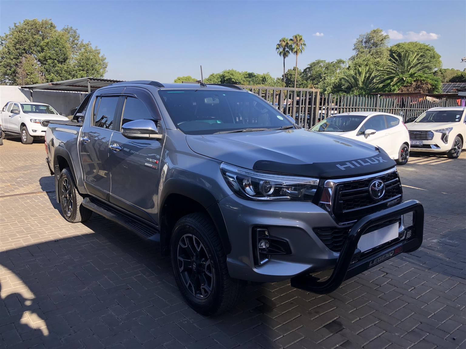 Used 2019 Toyota Hilux 2.8GD-6 double cab 4x4 Legend manual - Private Seller Used 2019 Toyota Hilux 2.8GD-6 double cab 4x4 Legend manual - Private Seller