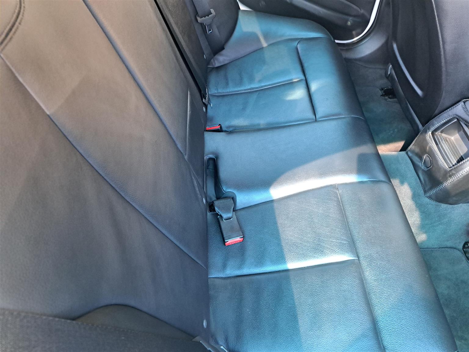 BMW 116i F30 AUTO
