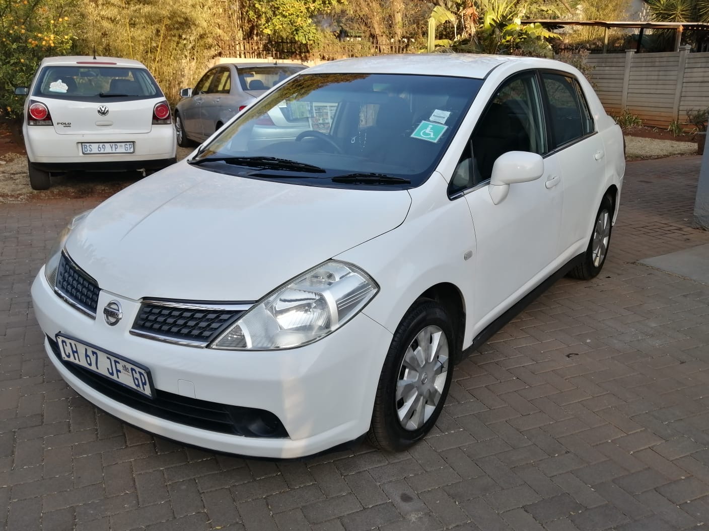 USED NISSAN TIDA