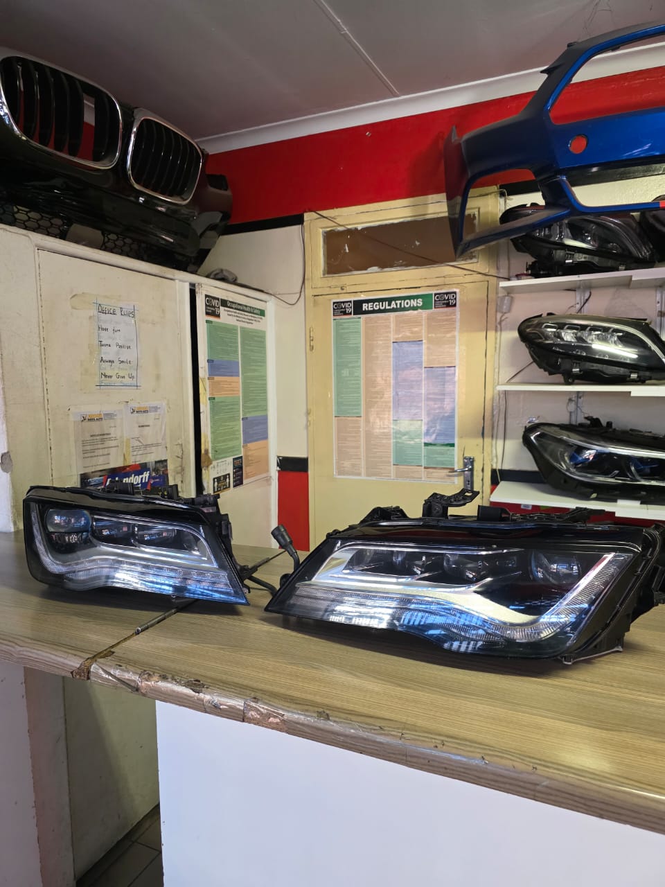 2017 AUDI A7 S7 RS7 FRONT LED HEAD LAMPS COMPLETE OEM FOR SALE IN A GOOD CONDITI - Private Seller 2017 AUDI A7 S7 RS7 FRONT LED HEAD LAMPS COMPLETE OEM FOR SALE IN A GOOD CONDITI - Private Seller