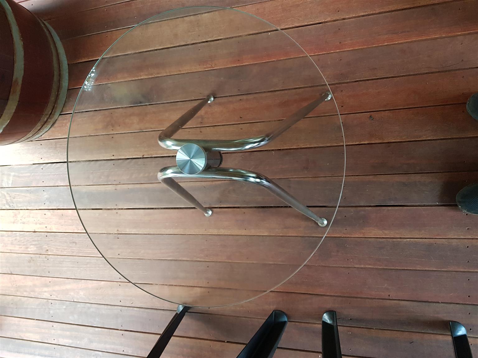 2 Glass round table