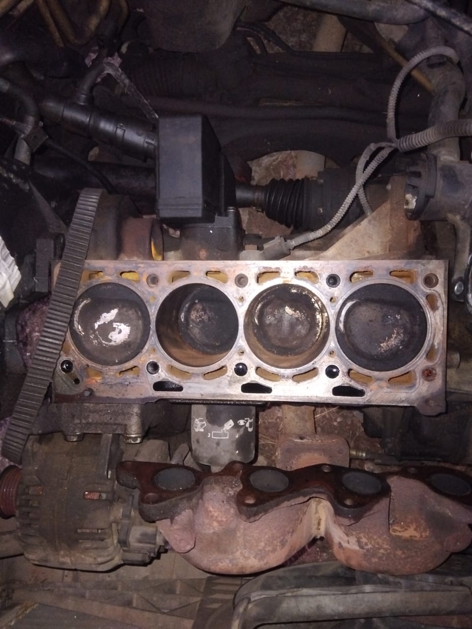 Engine block vw polo 2001 1.6 BAH new bearings new pistons new rings sub pistons - Private Seller Engine block vw polo 2001 1.6 BAH new bearings new pistons new rings sub pistons - Private Seller