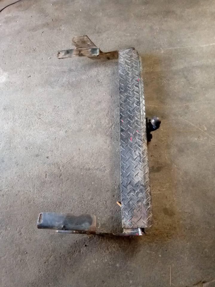 TOYOTA AVANZA TOWBAR - Private Seller