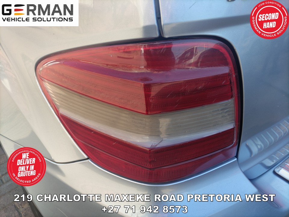 Mercedes Benz ML320 tail lights for sale used - Private Seller Mercedes Benz ML320 tail lights for sale used - Private Seller