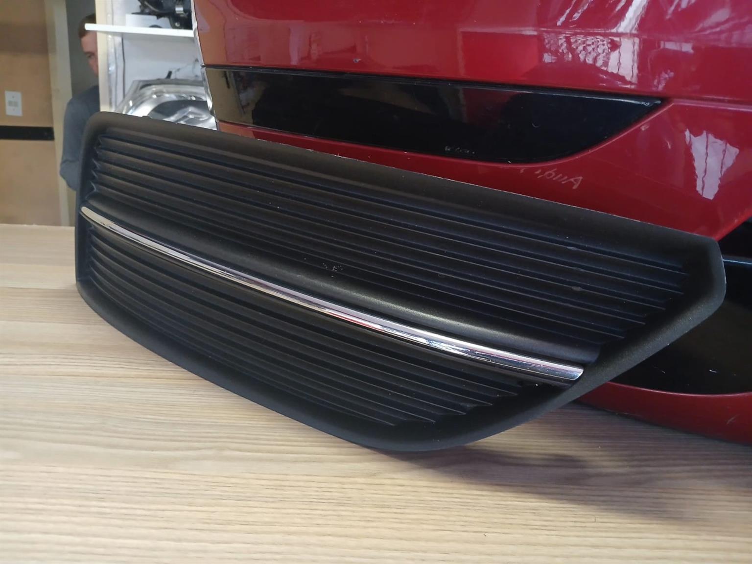 2016 AUDI A3 FOGLIGHT COVER LEFTSIDE FOR SALE IN EXCELLENT CONDITION - Private Seller 2016 AUDI A3 FOGLIGHT COVER LEFTSIDE FOR SALE IN EXCELLENT CONDITION - Private Seller