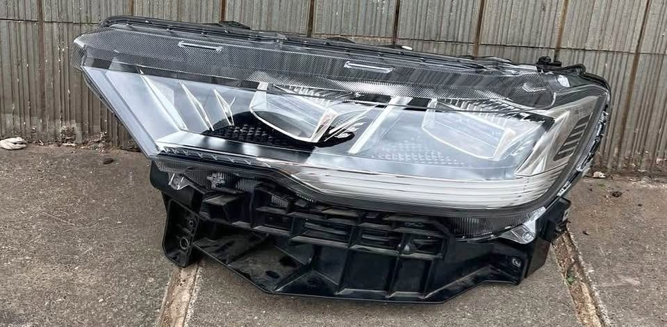 GWM HAVAL H6 Xenon LED HEADLIGHTS - Private Seller GWM HAVAL H6 Xenon LED HEADLIGHTS - Private Seller