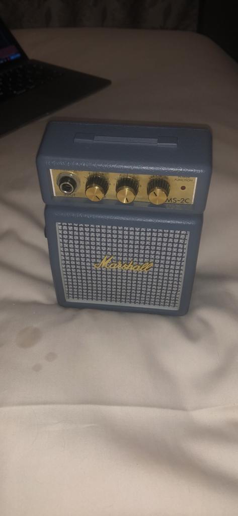 Marchall Mini Guitar Amp