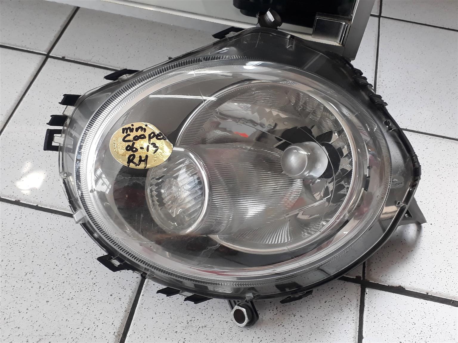 Mini Cooper headlight - Private Seller