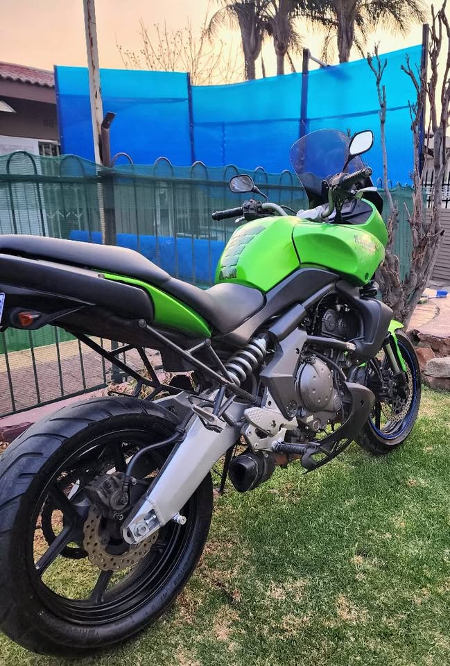 KAWASAKI KLE 650 CC VERSYS (BRILLIANT BIKE) - Private Seller KAWASAKI KLE 650 CC VERSYS (BRILLIANT BIKE) - Private Seller