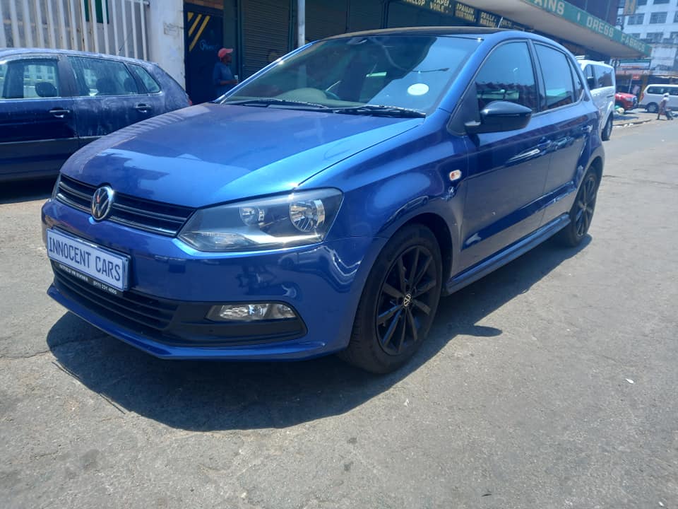 2023 VW POLO VIVO 1.0 COMFORTLINE PETROL HATCHBACK, MANUAL,, BLUE COLOUR, MILEAGE 83000KM