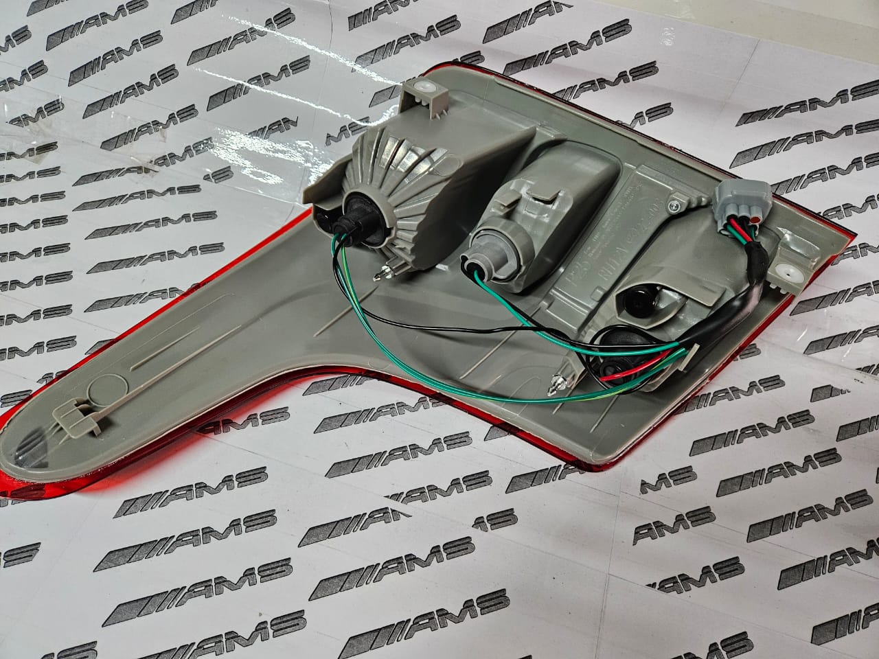 NEW MITSUBISHI TRITON TAIL LIGHT – BRIGHT & RELIABLE