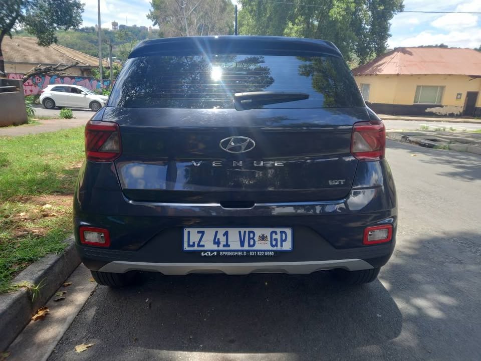 2021 HYUNDAI VENUE 1.0T Petrol, Automatic. . Service book. Call Innocent Grey Color,
