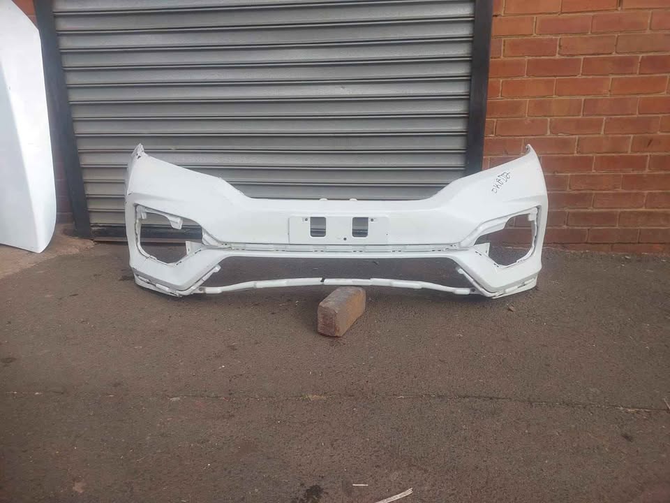 HONDA JAZZ FACE LIFT FRONT BUMPER - Private Seller HONDA JAZZ FACE LIFT FRONT BUMPER - Private Seller