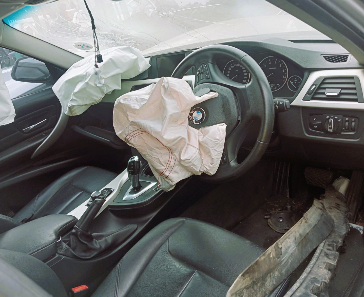 2014 BMW F30 320i - Stripping for Spares