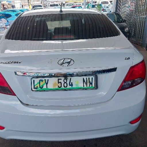 Used 2019 Hyundai Accent sedan 1.6 Fluid - Private Seller