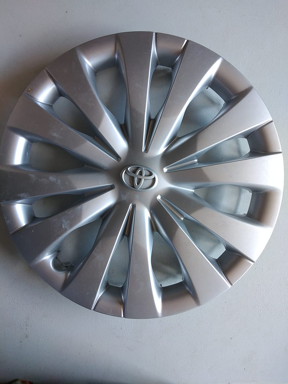 Toyota Etios wheel hub cap. - Private Seller Toyota Etios wheel hub cap. - Private Seller