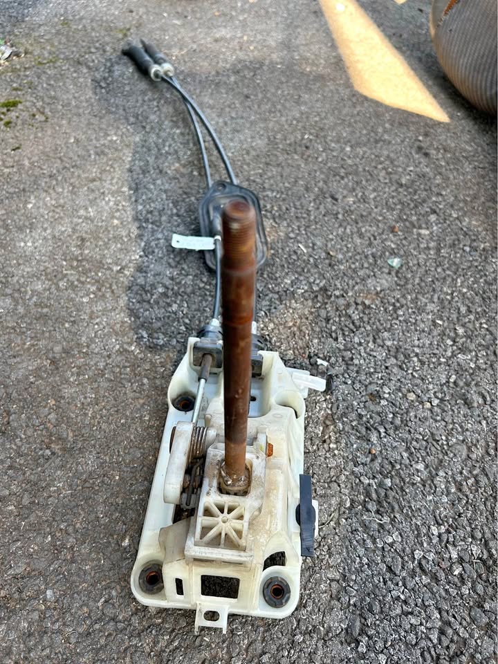 Toyota Etios Gear Selector And Cables Available Call or WhatsApp - Private Seller