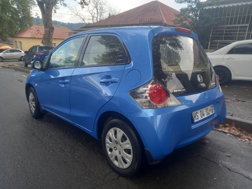 2013 Honda Brio I-Vtec petrol, Manual, Blue, 122000kms