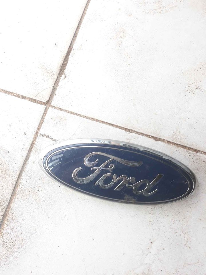 Ford Ranger/Transit Front Emblem - Private Seller
