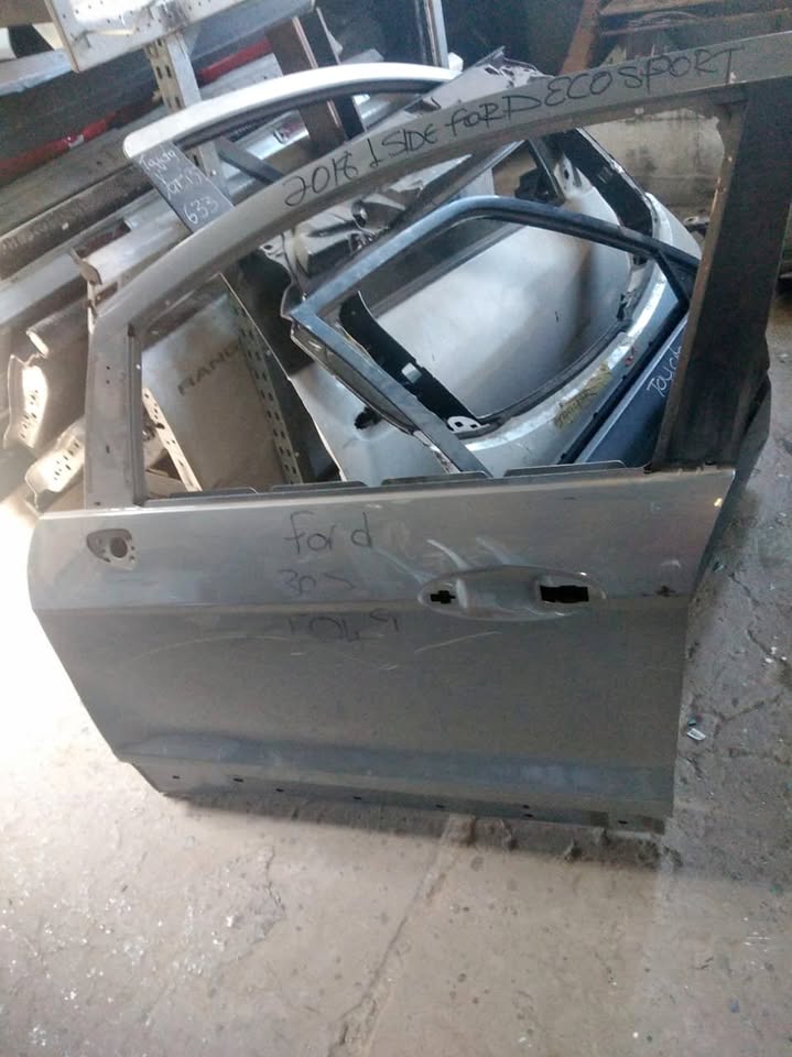 Ford ecosport left side front door 2018 - Private Seller Ford ecosport left side front door 2018 - Private Seller