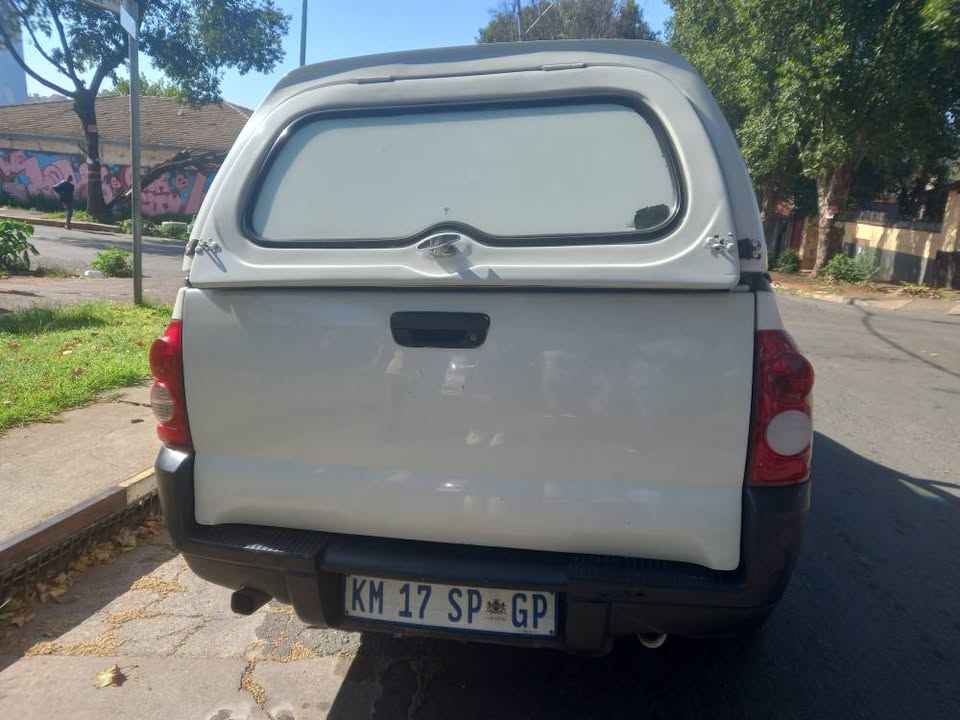 2011 Opel Corsa Utility Sport bakkie 1.4 Petrol, Manual, White Color, Mileage