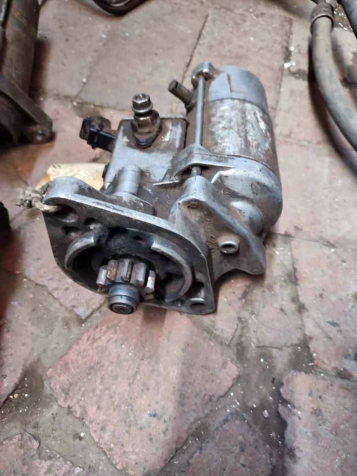 Toyota Quantum 2KD Starter