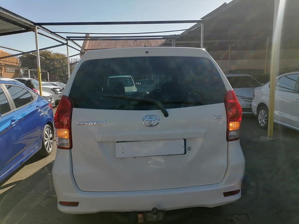 2015 Toyota Avanza 1.5 seven seater
