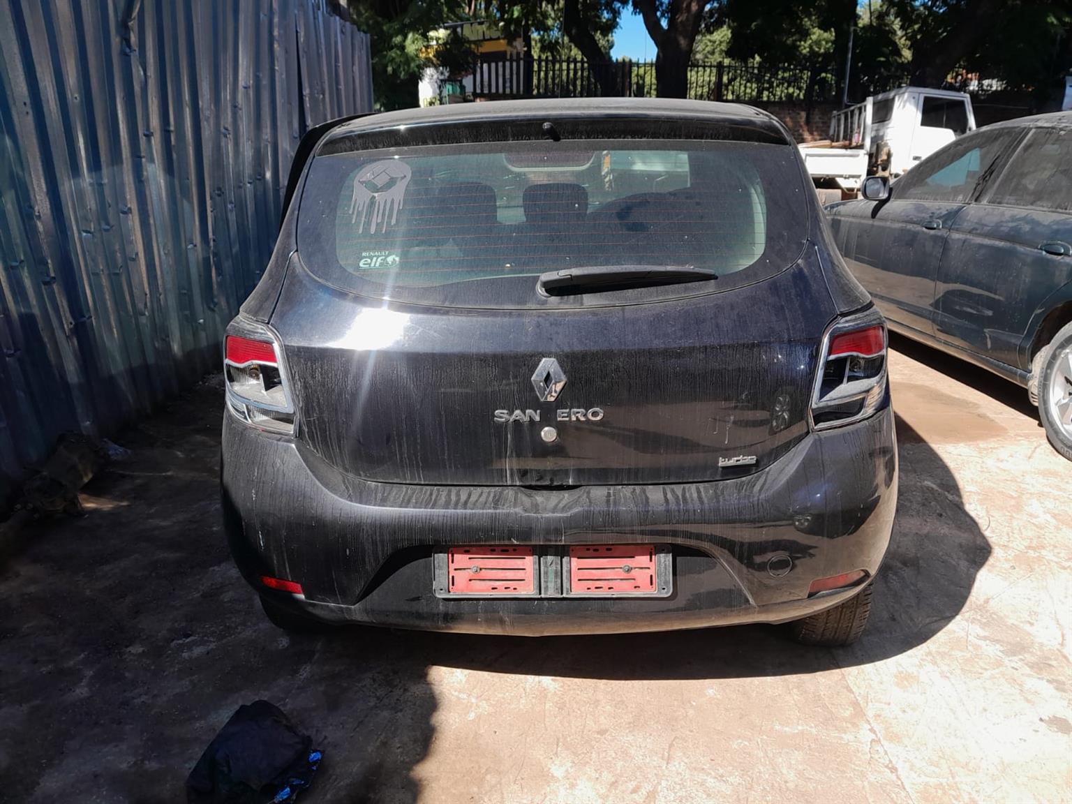 Now Stripping – 2017 Renault Sandero II 0.9 Turbo - Private Seller Now Stripping – 2017 Renault Sandero II 0.9 Turbo - Private Seller