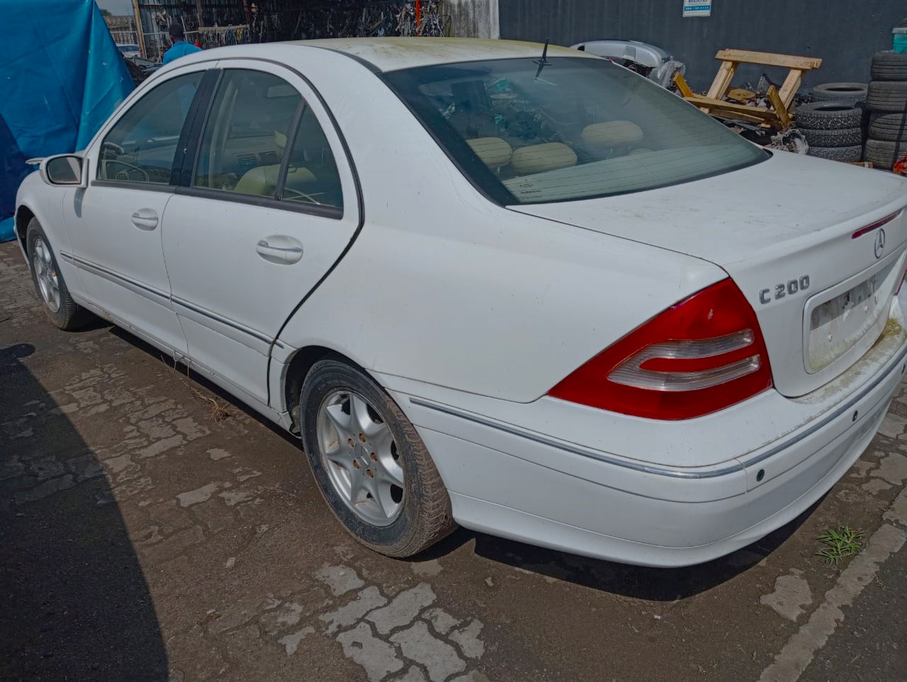 2002 Mercedes Benz C200 W203 - Stripping for Spares.