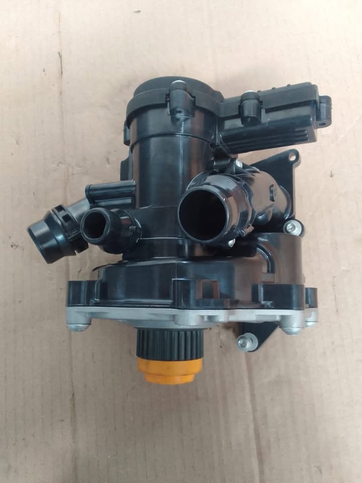 New Vw/Audi 2.0 Water Pump + Thermostat Housing - Private Seller New Vw/Audi 2.0 Water Pump + Thermostat Housing - Private Seller