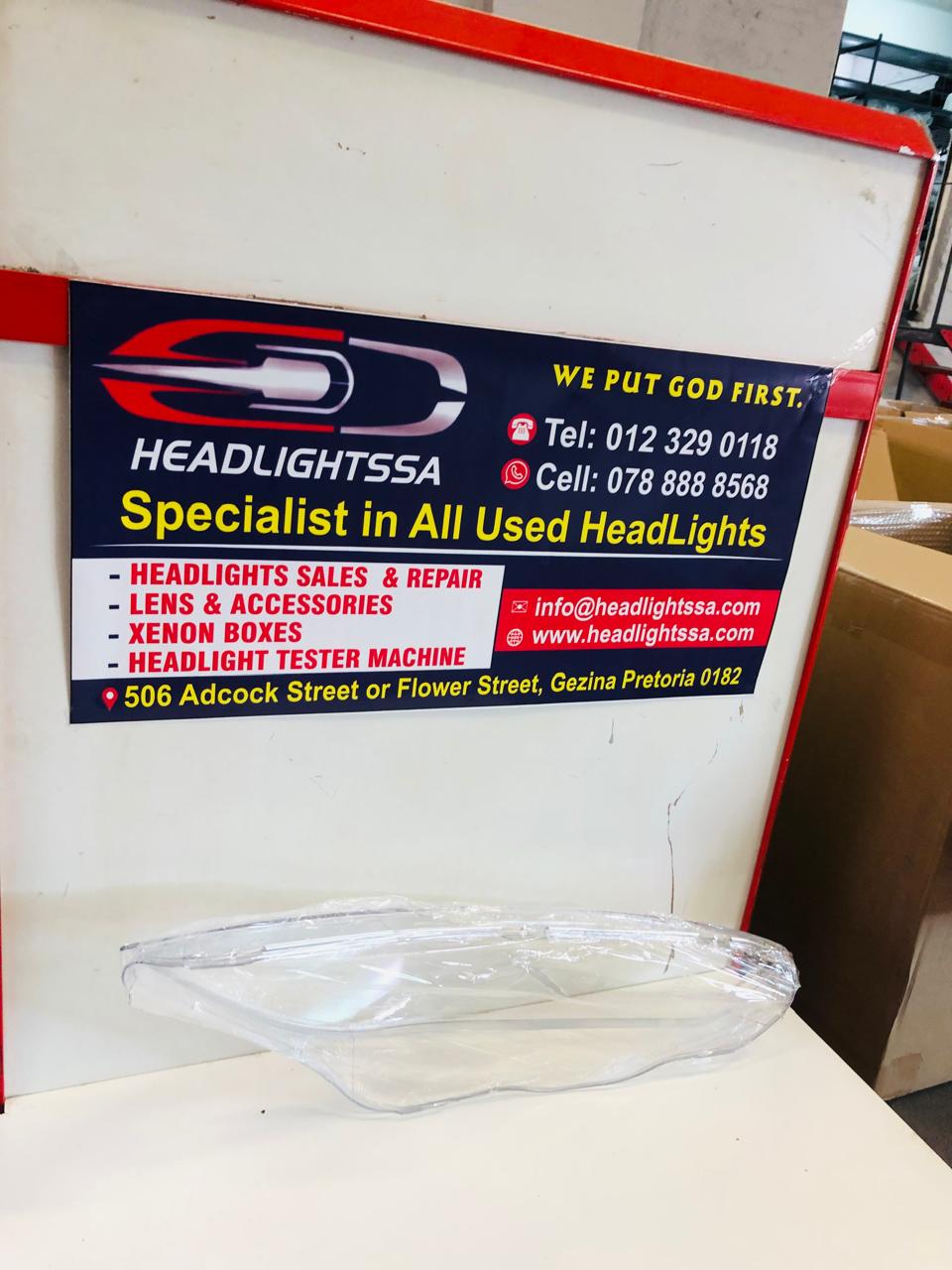 Ford Focus left side headlight replacement lens (2016) - Private Seller