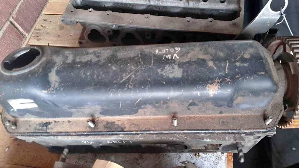 VW golf 1 tappet cover