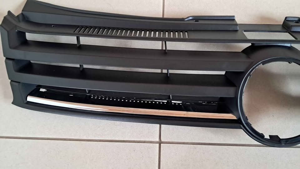 VW POLO VIVO 14/17  NEW FRONT GRILLES FOR SALE
