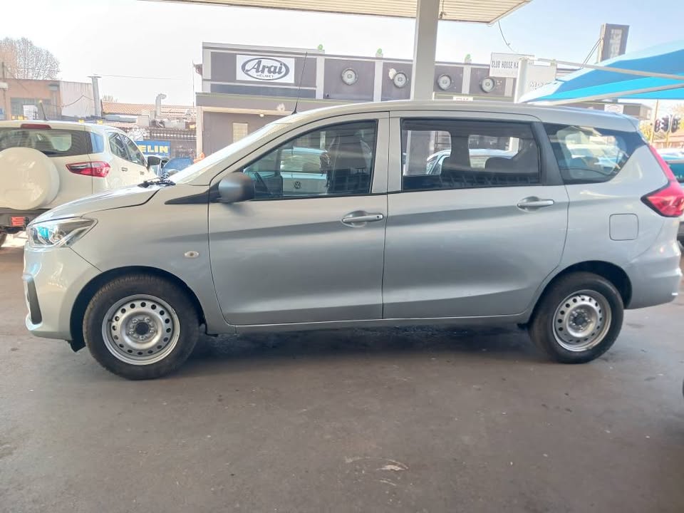 2024 SUZUKI ERTIGA 1.5 7SEATER Transmission: Manual Mileage: Fueltype: Petrol Silver