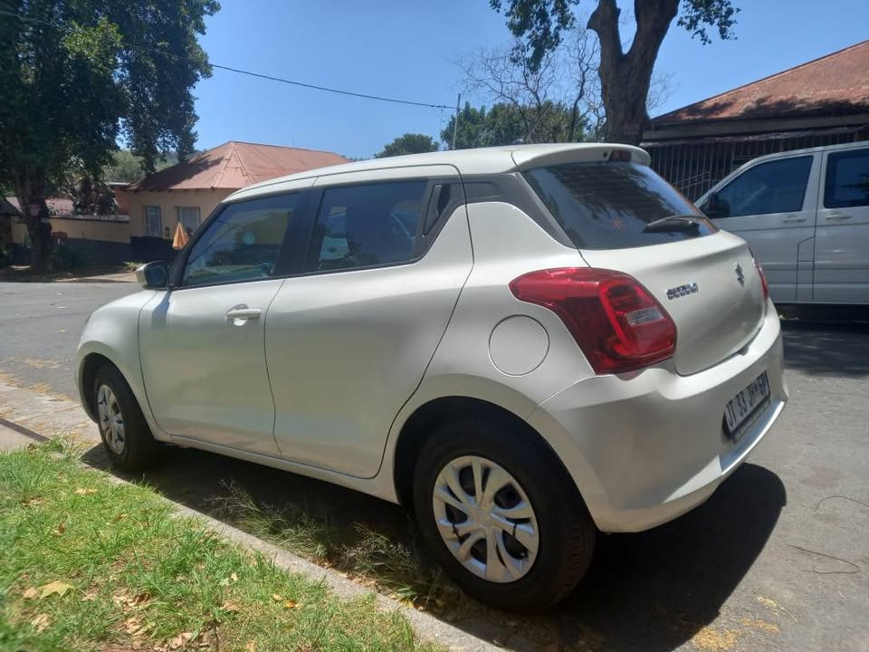 2020 Suzuki Swift 1.2 Petrol, Automatic, Silver Color, Mileage 68000kms